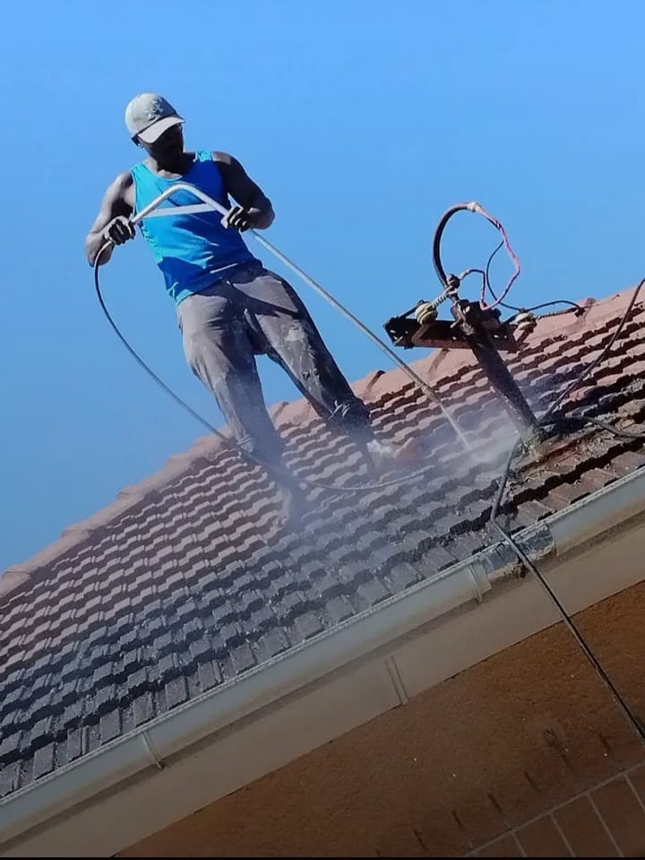 Roof installation & Pressure cleaning